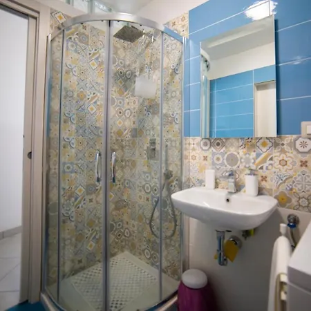 Elisa Dependance Centro *